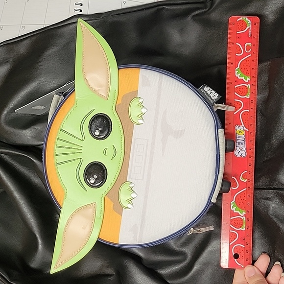 New Disney's Star Wars mandolorian lunch box - Picture 5 of 6